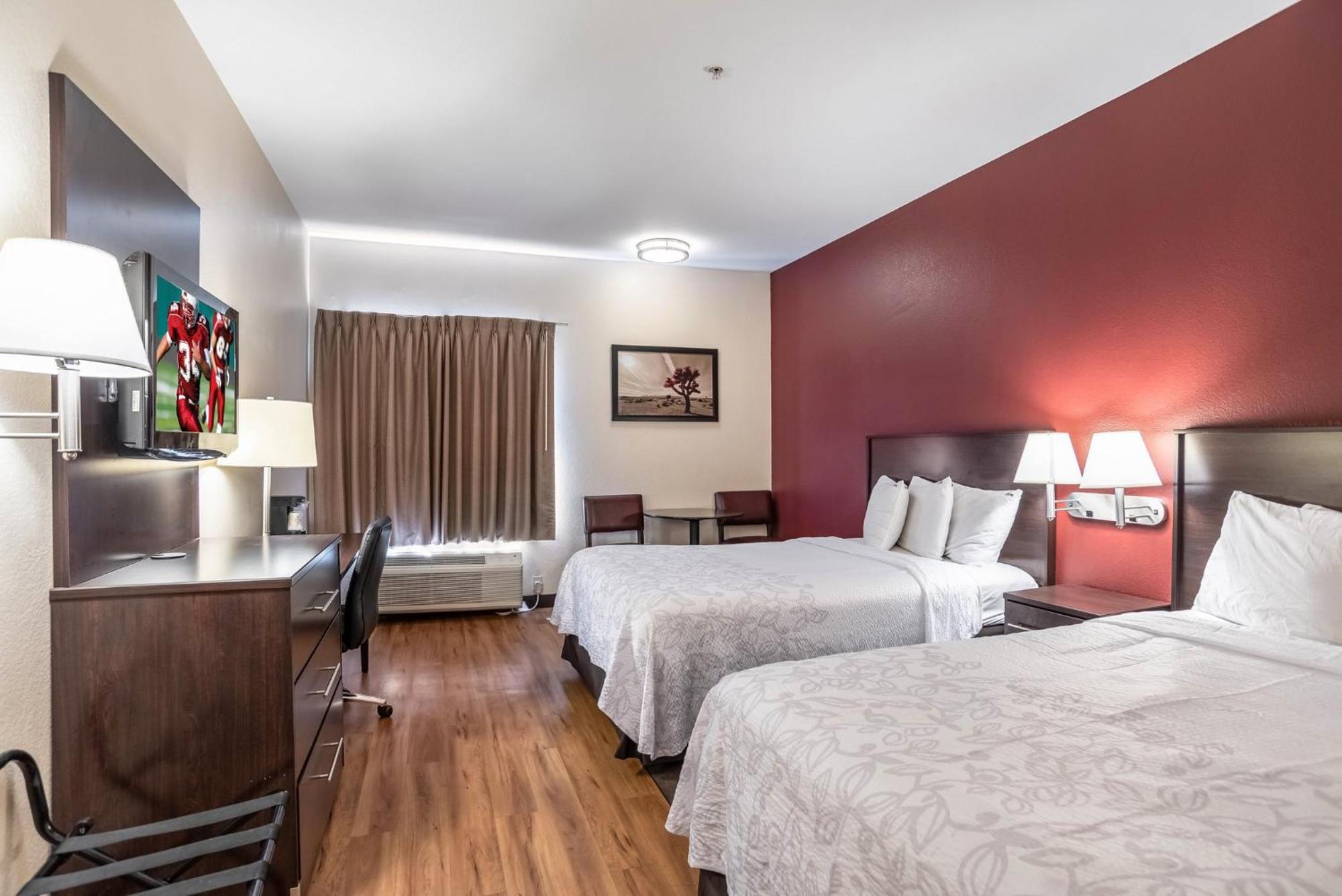 Red Roof Inn Plus+ Houston - Energy Corridor Extérieur photo