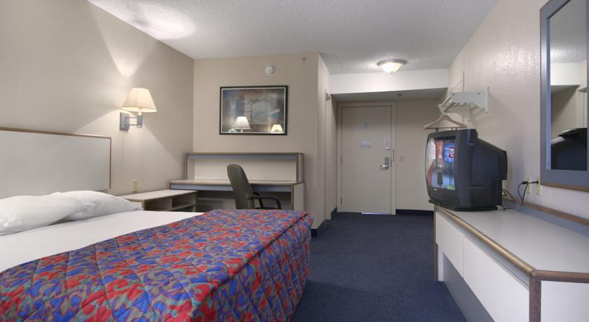 Red Roof Inn Plus+ Houston - Energy Corridor Chambre photo