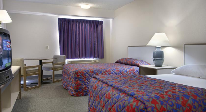 Red Roof Inn Plus+ Houston - Energy Corridor Chambre photo