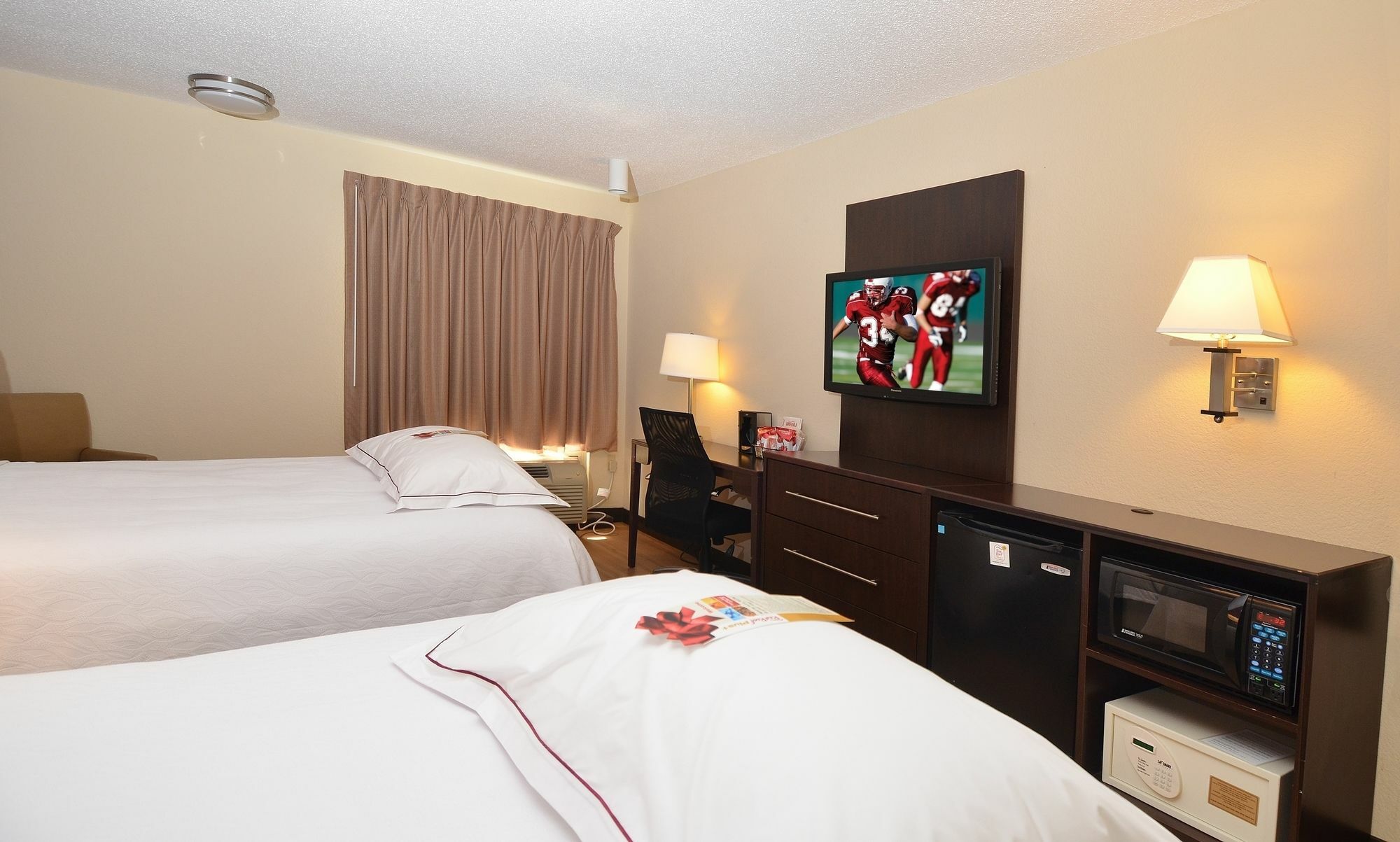 Red Roof Inn Plus+ Houston - Energy Corridor Extérieur photo